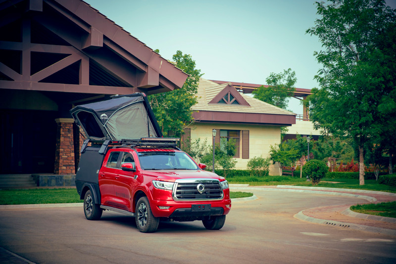 開著二炮去宿營什么感受？