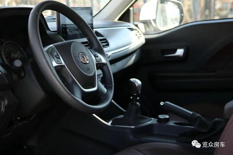 這款房車動力不錯(cuò)，可以選擇