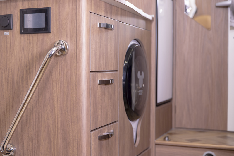 2021年選房車，自動檔、大空間、國六