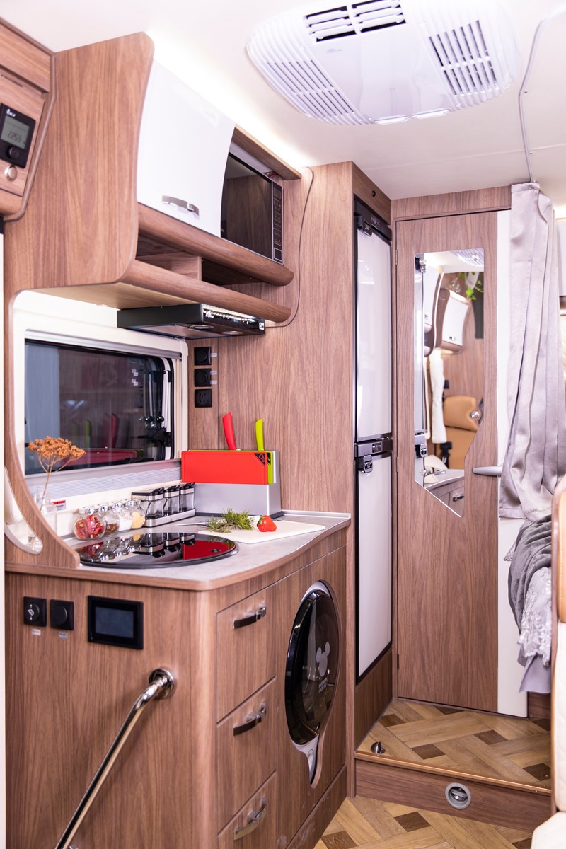 2021年選房車，自動檔、大空間、國六