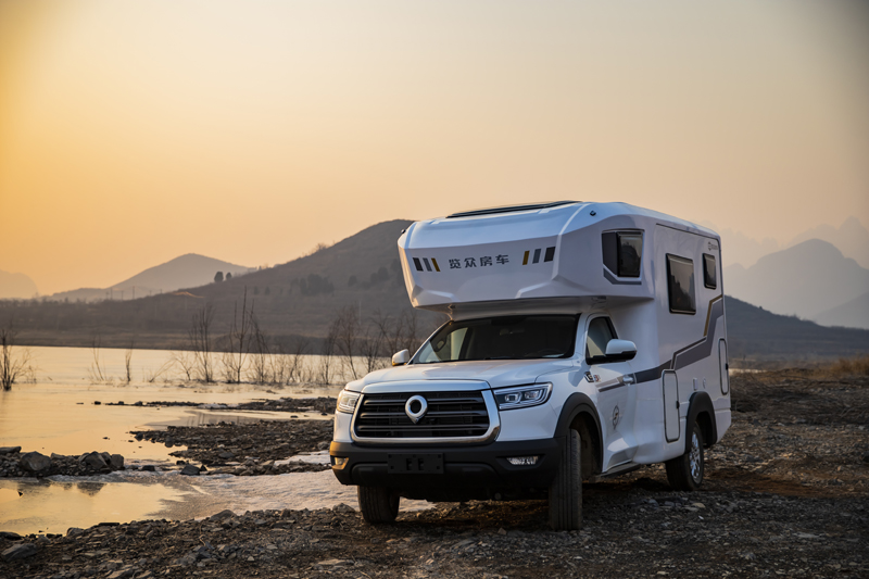 3月，北京房車展，看長城炮房車