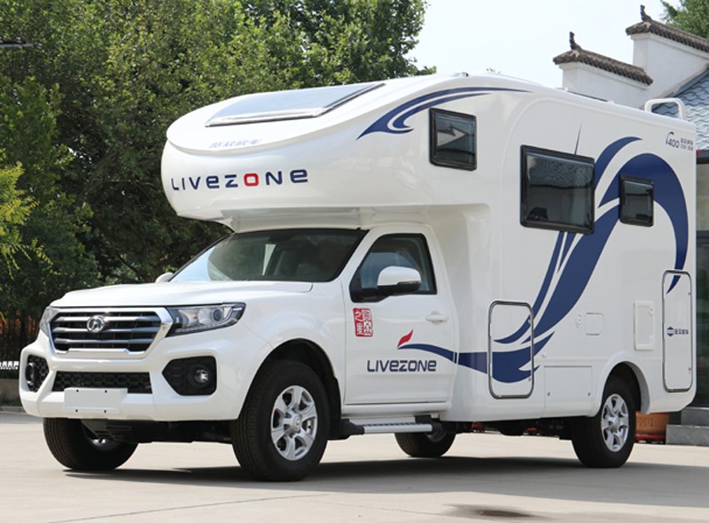 這款房車，勁大省油還是四驅(qū)房車