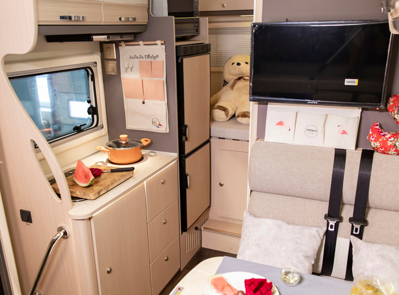 能在重慶，選手、自動(dòng)擋的四驅(qū)房車(chē)