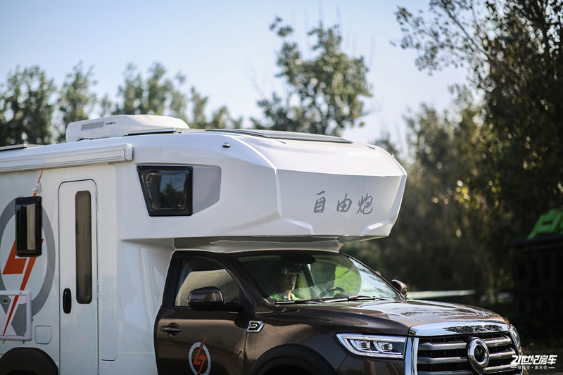 打響第二炮！搶先實(shí)拍體驗(yàn)覽眾自由炮-B皮卡四驅(qū)房車(chē)