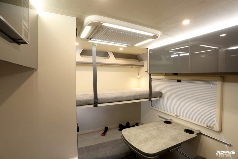 打響第二炮！搶先實(shí)拍體驗(yàn)覽眾自由炮-B皮卡四驅(qū)房車(chē)