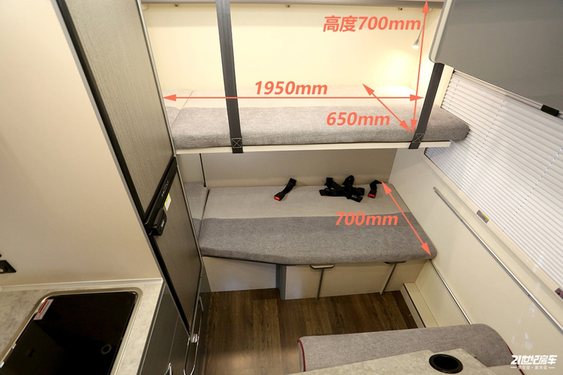 打響第二炮！搶先實(shí)拍體驗(yàn)覽眾自由炮-B皮卡四驅(qū)房車(chē)