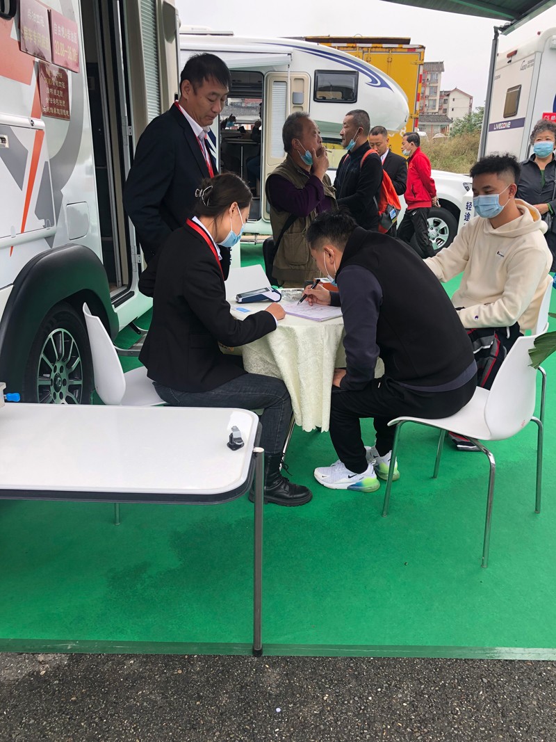 性能滿格，自由炮憑實(shí)力圈粉