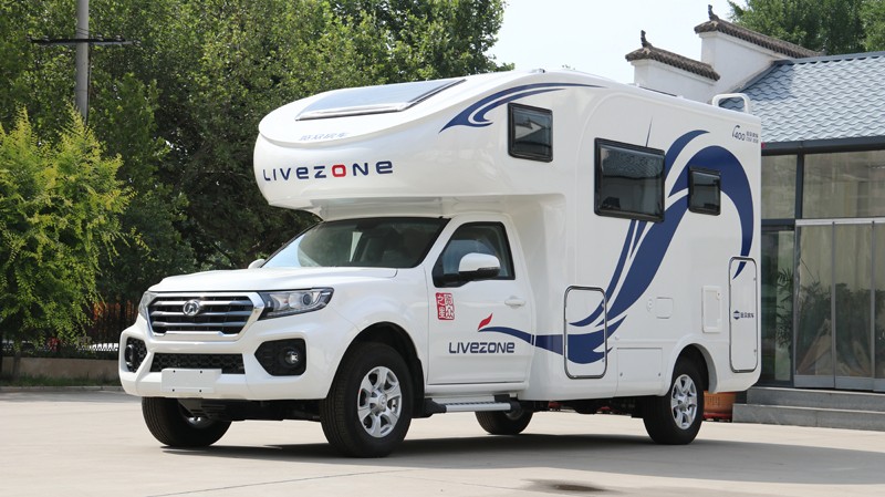 有四驅才是王道，這兩款國產房車可選