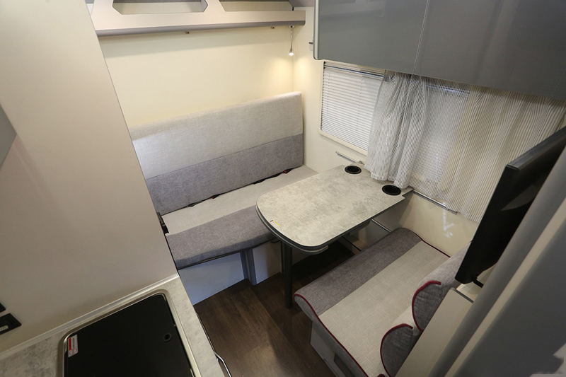 開(kāi)自由炮旅行是一種什么體驗(yàn)？