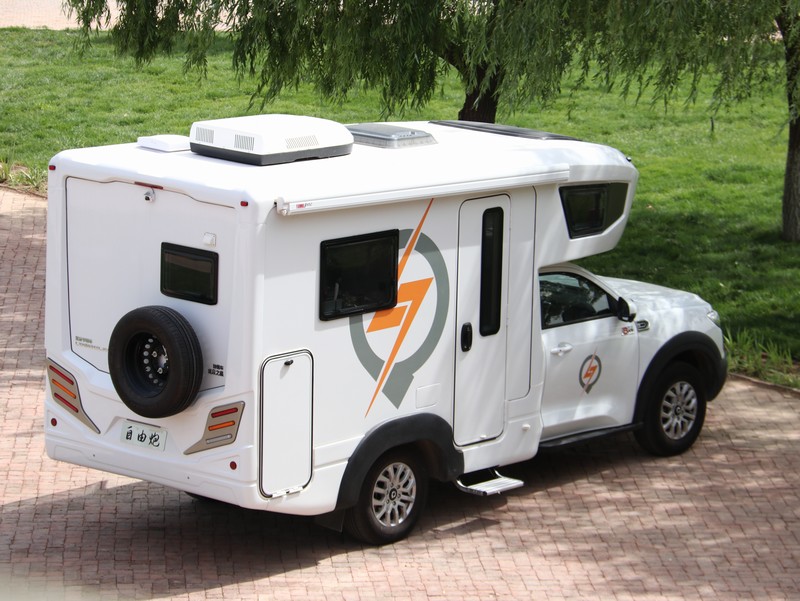 選購四驅(qū)越野房車時(shí)應(yīng)該注意什么？