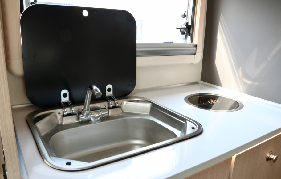 分時四驅、超大空間、一代經典——風駿C7！