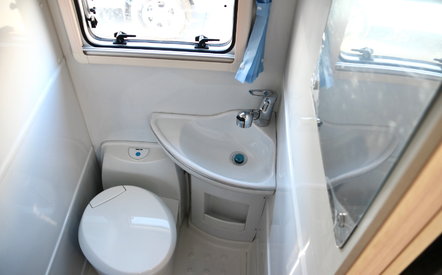 分時四驅、超大空間、一代經典——風駿C7！