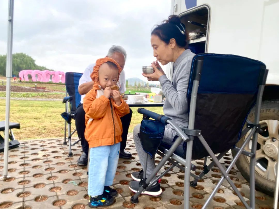 精致化露營“選手”，將吃住行融為一體，適合1~2人四季旅行