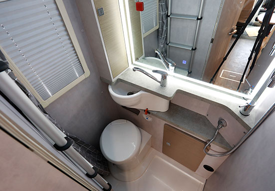 塞拉維非拓展房車(chē)